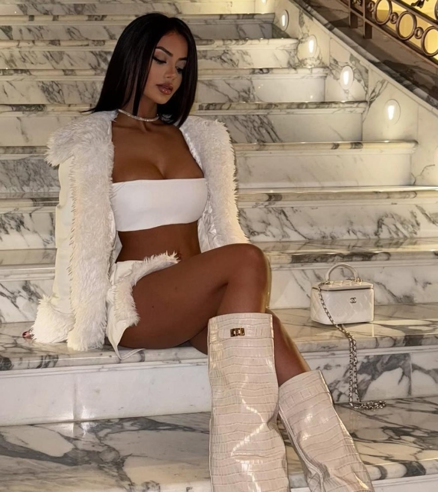 Индивидуалка Эмилия фото № 2 в городе Ачинск